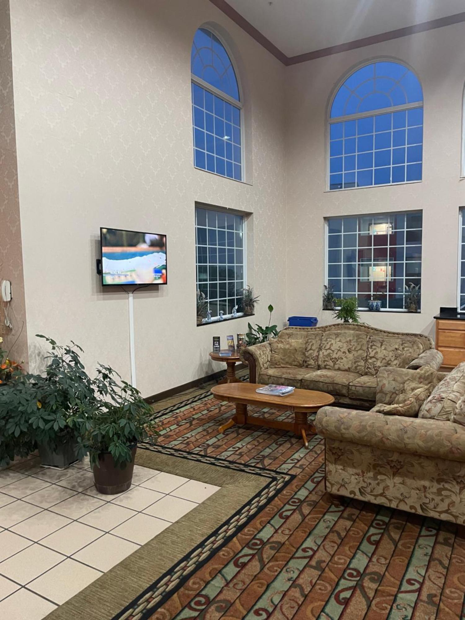 Super 8 By Wyndham Harrisburg Hershey North Экстерьер фото