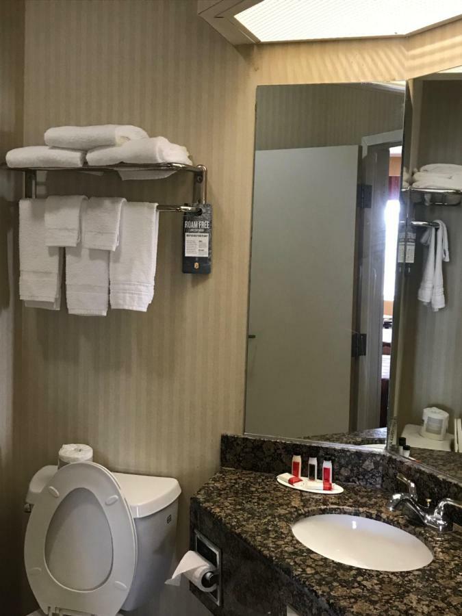 Super 8 By Wyndham Harrisburg Hershey North Экстерьер фото